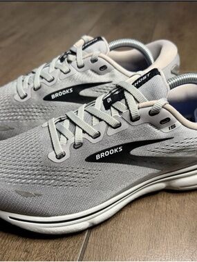 Brooks Ghost 15 Gray - 110393-1D-098 Men’s Sz 9 - NO INSOLES